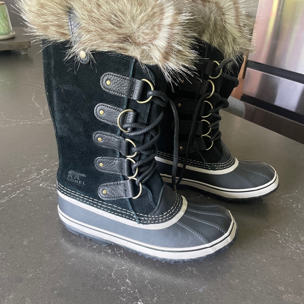 NWOT Sorel Joan of Artic Black Suede Fur-Lined Winter Boots - Picture 3 of 6